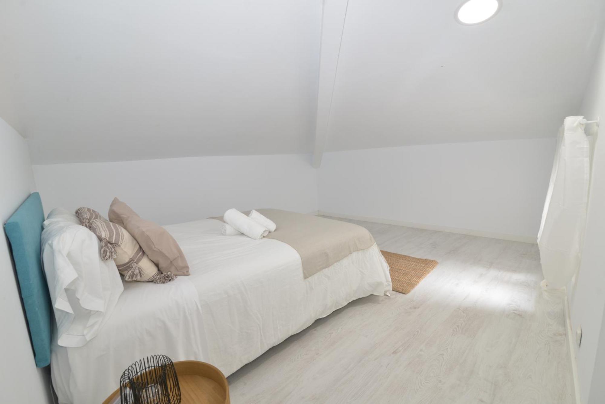 El De San Cisneros By Just-room *